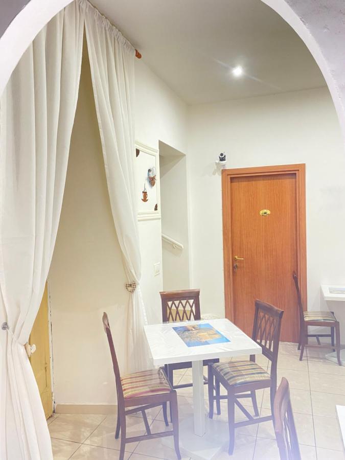 B&B Dimora Cirillo Napoli Eksteriør billede