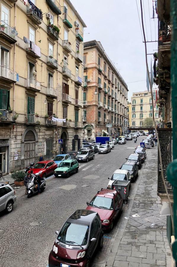 B&B Dimora Cirillo Napoli Eksteriør billede