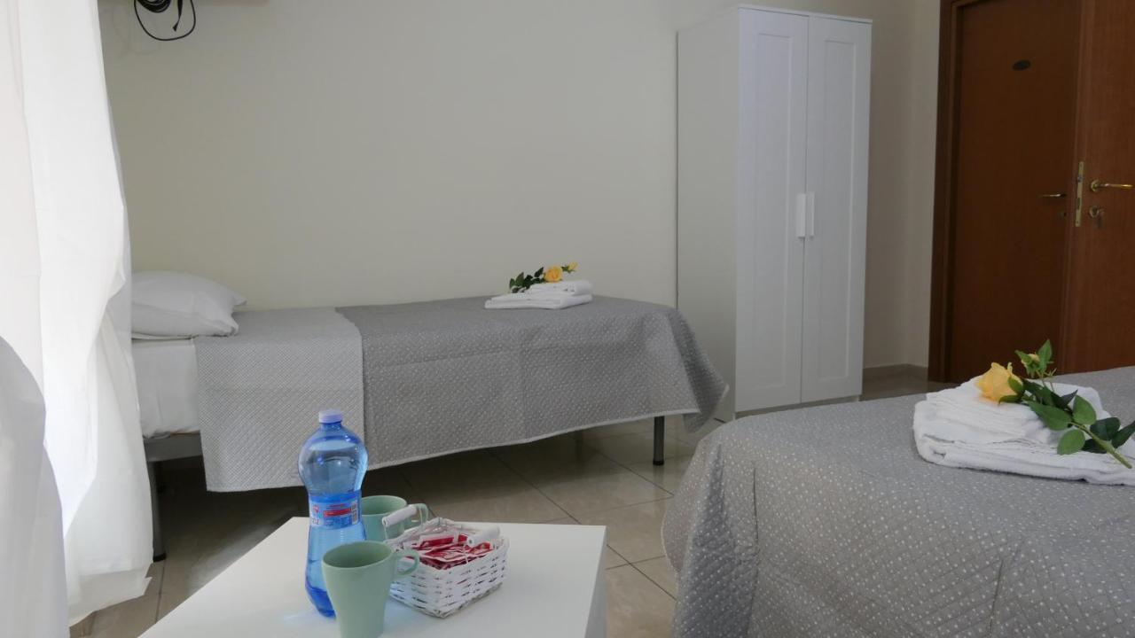 B&B Dimora Cirillo Napoli Eksteriør billede