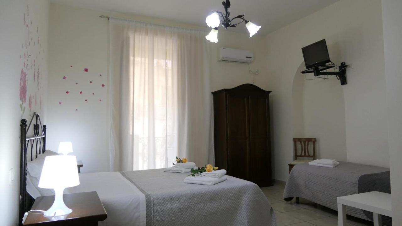 B&B Dimora Cirillo Napoli Eksteriør billede