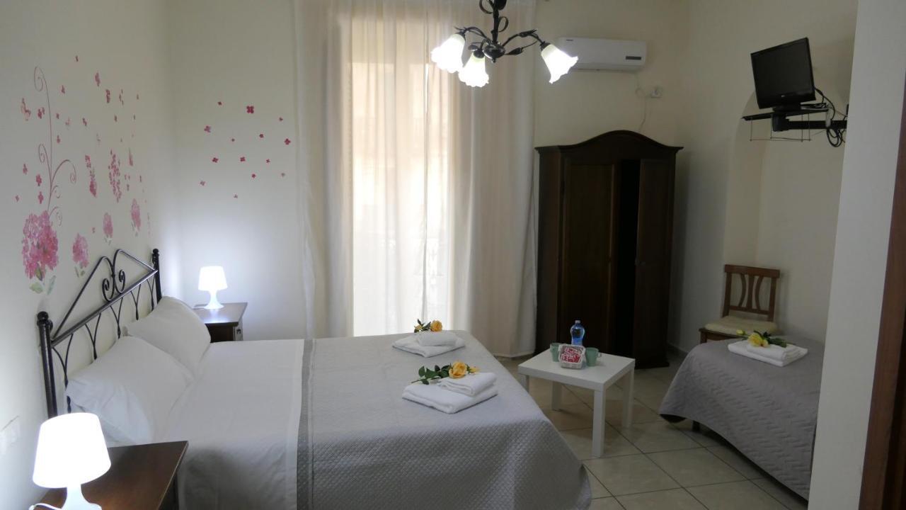 B&B Dimora Cirillo Napoli Eksteriør billede